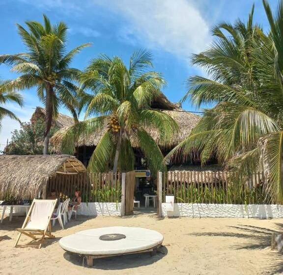 פנסיון Palenque Beach House