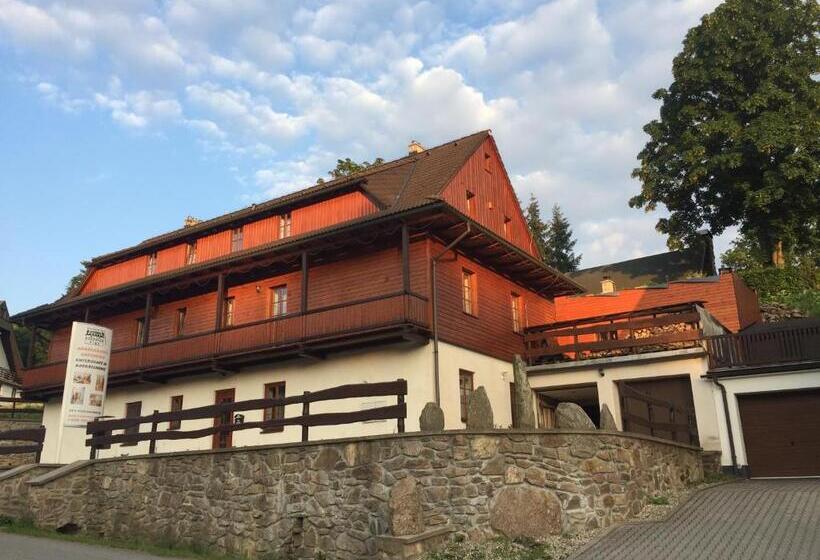 פנסיון Penzion Skála