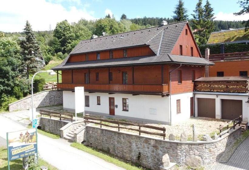 פנסיון Penzion Skála