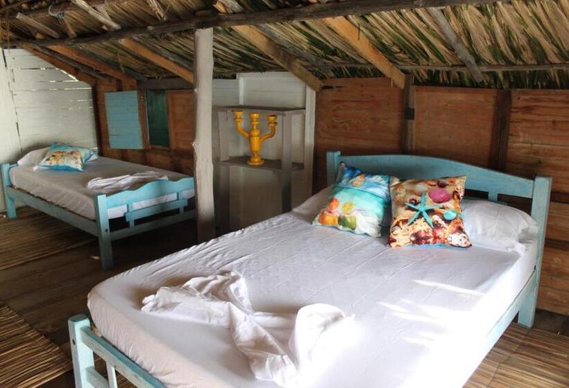 פנסיון Piña Colada Hostels