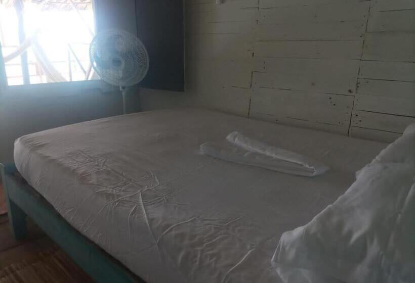 פנסיון Piña Colada Hostels