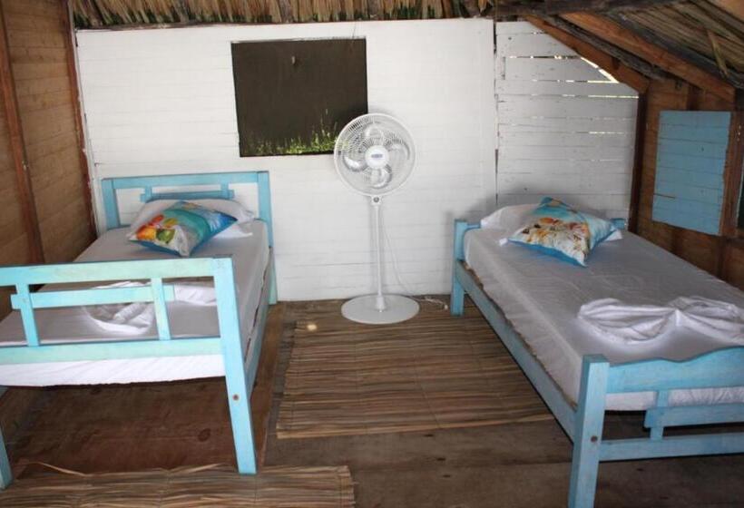 פנסיון Piña Colada Hostels