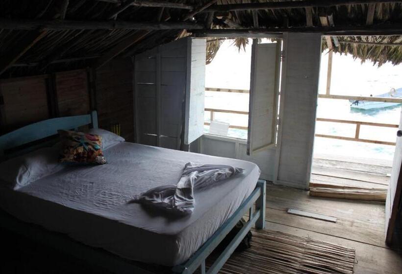 פנסיון Piña Colada Hostels