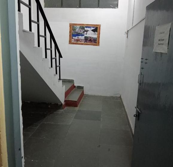 Пансион Prince Geust House