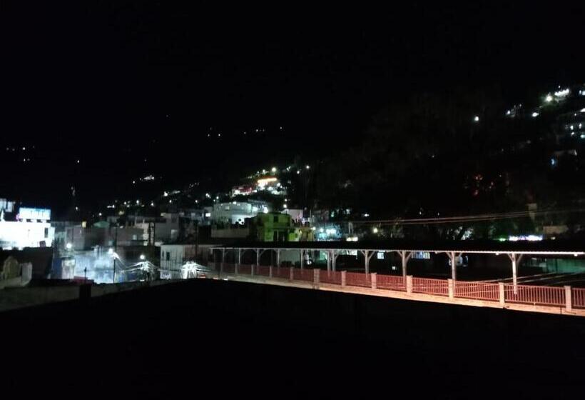 Пансион Prince Geust House