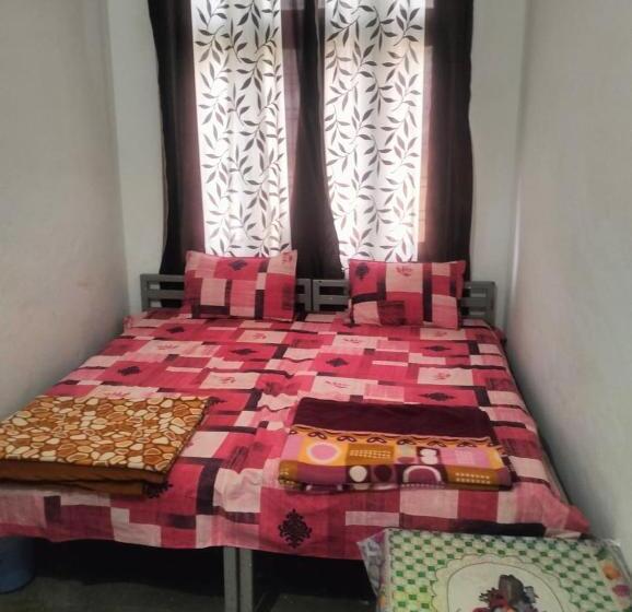 Пансион Prince Geust House