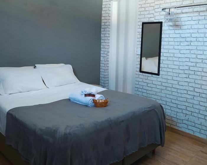 ペンション Quarto Privativo No Centro