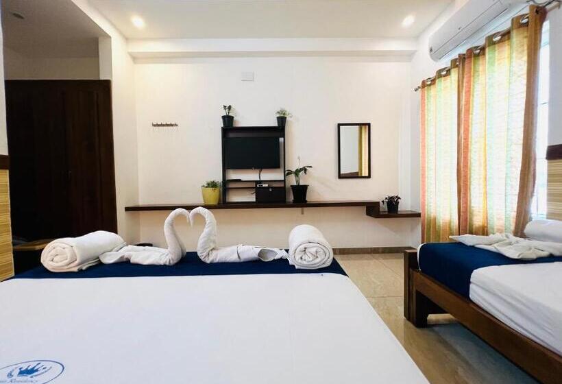 פנסיון Raja Residency