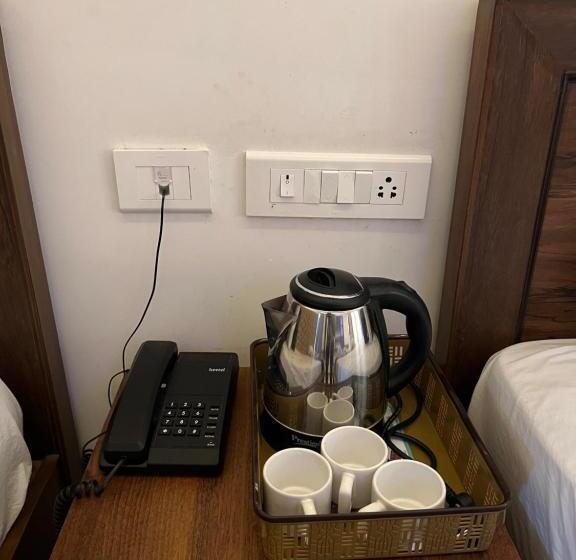 פנסיון Raja Residency