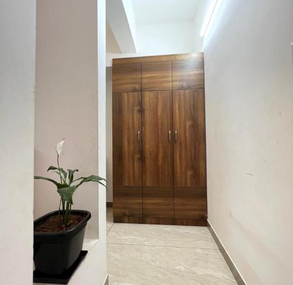 פנסיון Raja Residency