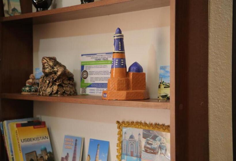 ペンション Rasul Nazar