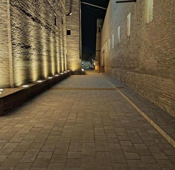 ペンション Rasul Nazar