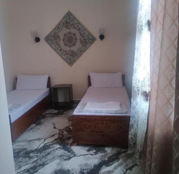 ペンション Rasul Nazar