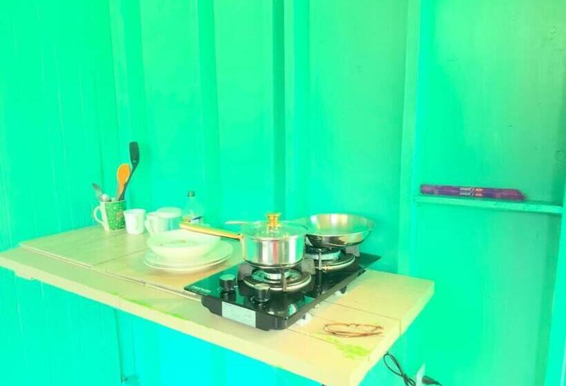 بنسيون Simple Rustic Studio Deluxe Bed In Tropical Fruits Garden