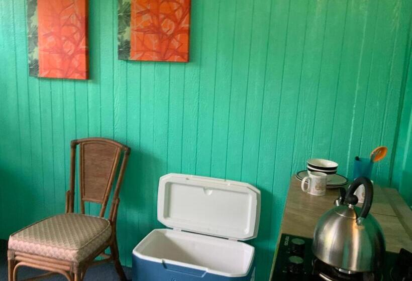 بنسيون Simple Rustic Studio Deluxe Bed In Tropical Fruits Garden