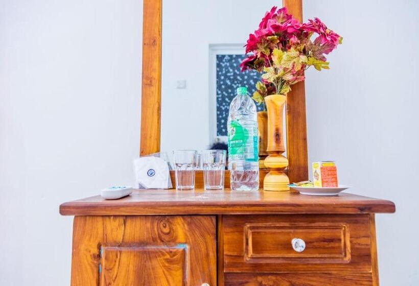 Пансион Talalla Ocean Beach Bungalow