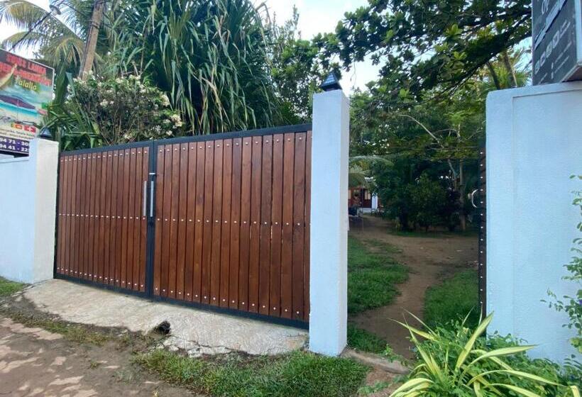 Пансион Talalla Ocean Beach Bungalow