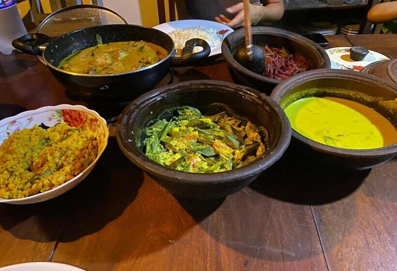 Пансион Talalla Ocean Beach Bungalow