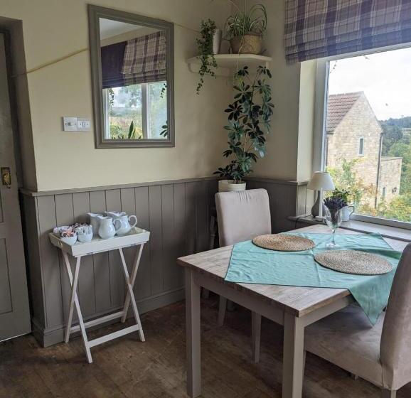 פנסיון The Willoughby