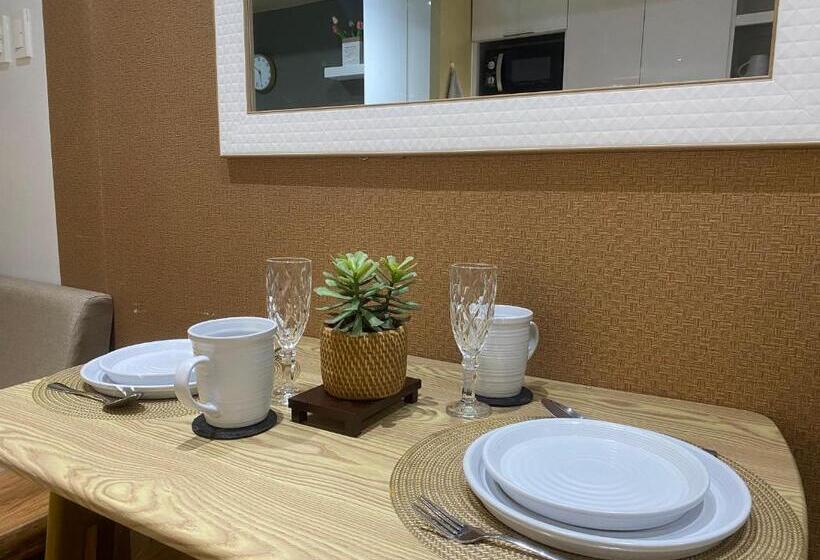 Na Suites At Pine Suites Tagaytay