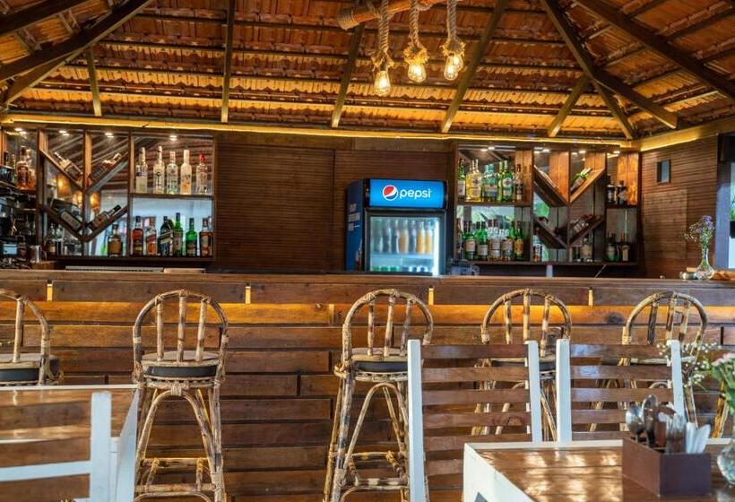 منتجع Dhanrains Moonlight Retreat Cottages