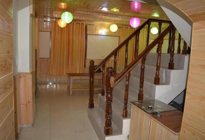 渡假胜地  Shivam Cottage Naggar, Manali