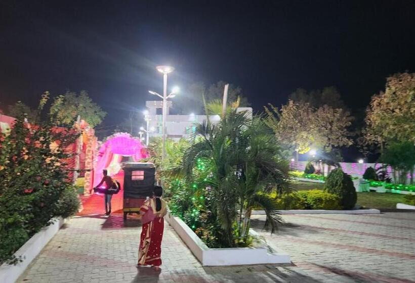 Resort Shivansh Garden