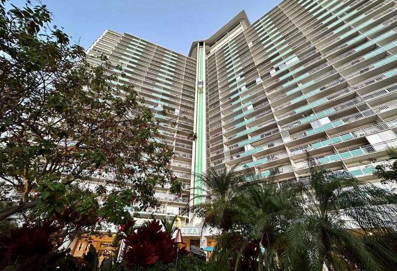 Waikiki Beach Experience! Luxury Oceanview Suite!