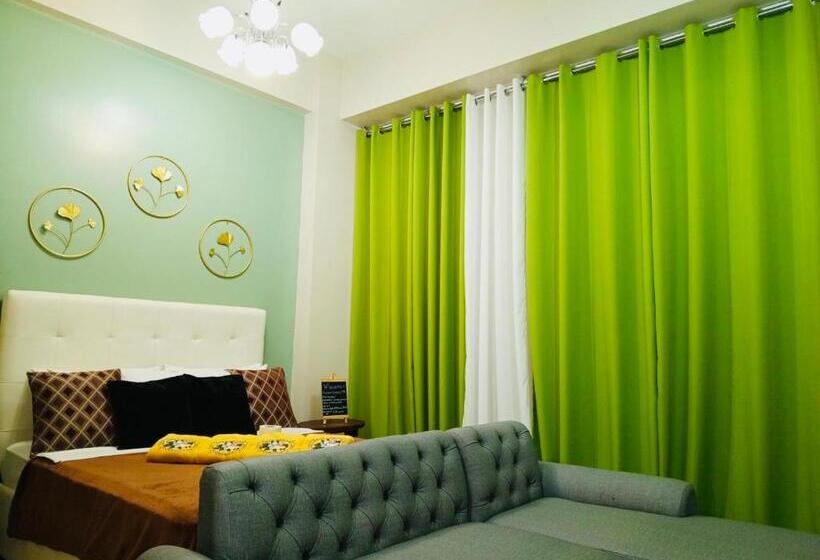 Studio 1st Fl With Balcony Across Terminal 3 Airport