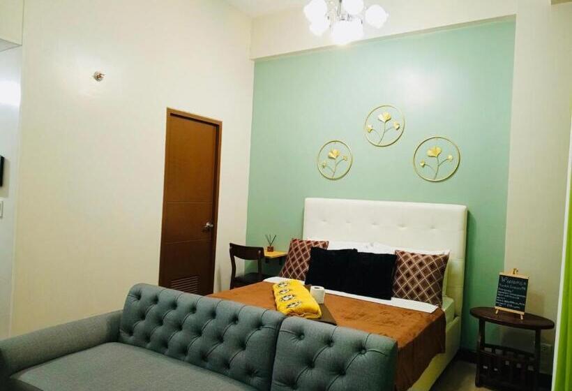 Studio 1st Fl With Balcony Across Terminal 3 Airport