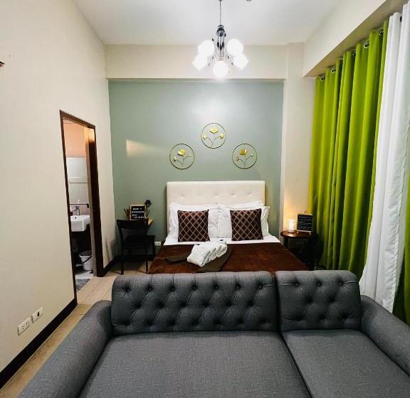 Studio 1st Fl With Balcony Across Terminal 3 Airport