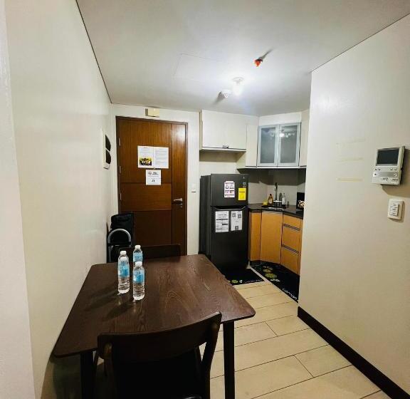 Studio 1st Fl With Balcony Across Terminal 3 Airport