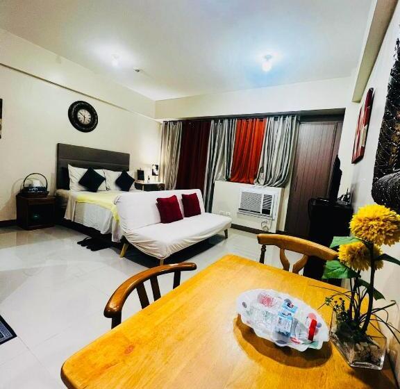 Studio 2nd Fl With Balcony Across Terminal 3 Airport