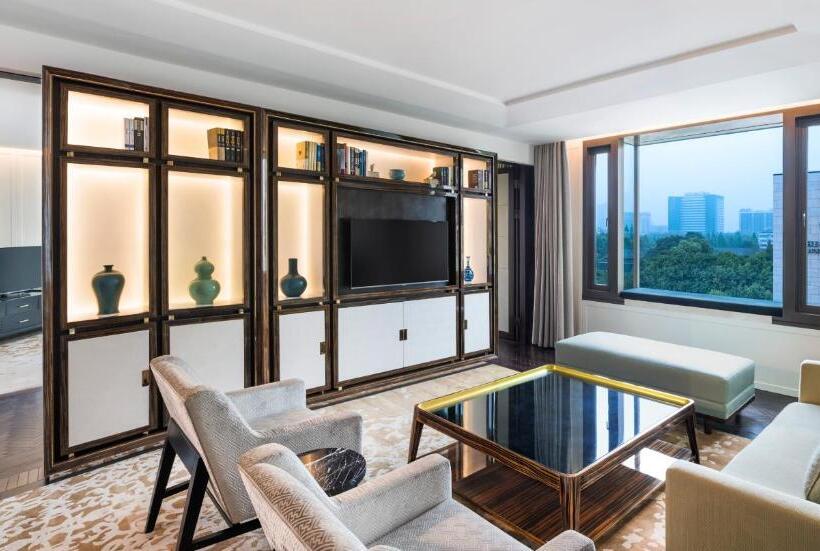 The Grand Mansion Hotel,nanjing