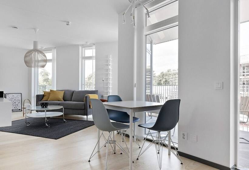 åhus Brygga Apartment
