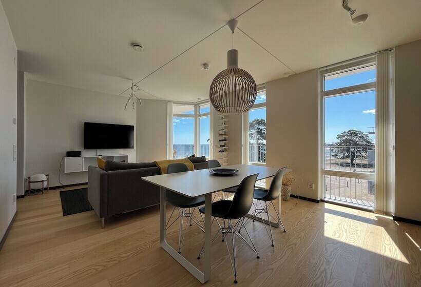 åhus Brygga Apartment