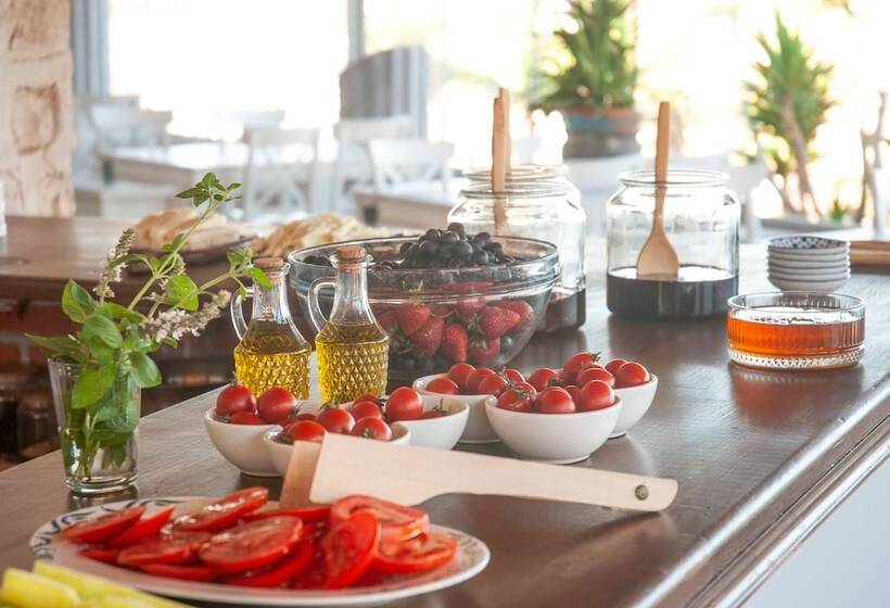 فندق Akropol Boutique