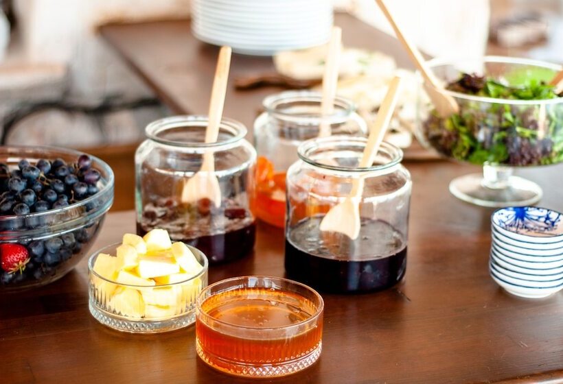 فندق Akropol Boutique