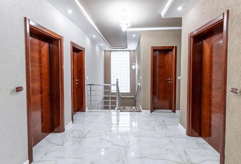 Apart Hotel President