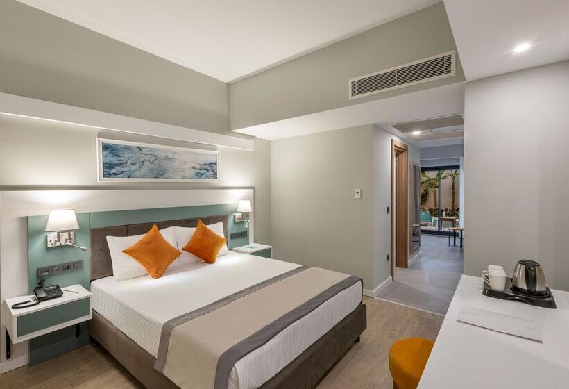 Arcanus Hotels Trendline Side
