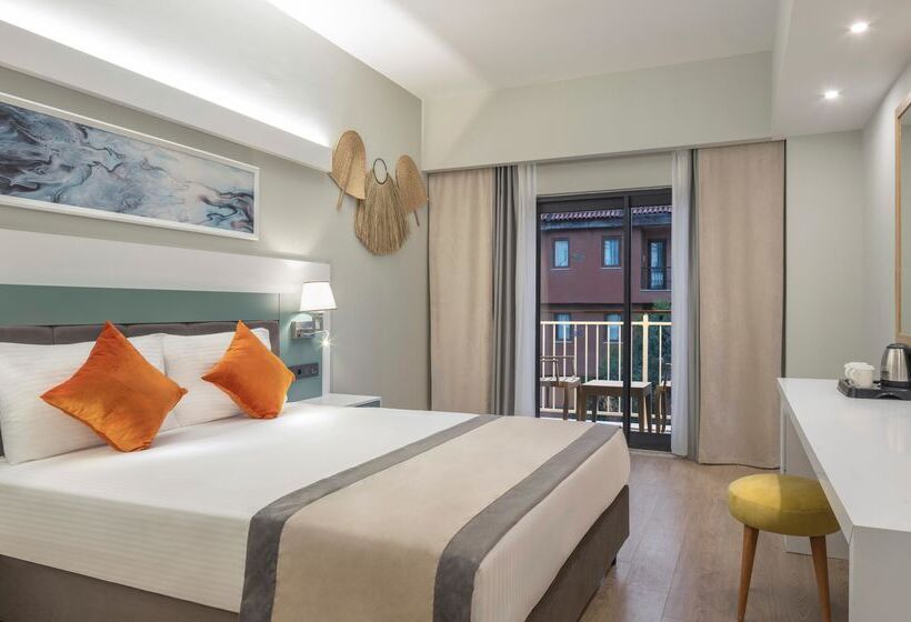 Arcanus Hotels Trendline Side