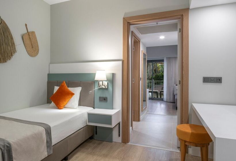 Arcanus Hotels Trendline Side