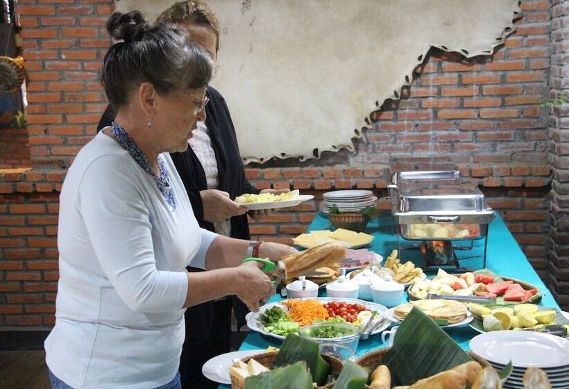 مبيت وإفطار Bat Rice Resort