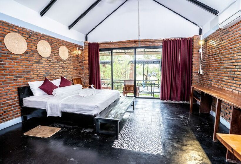 مبيت وإفطار Bat Rice Resort