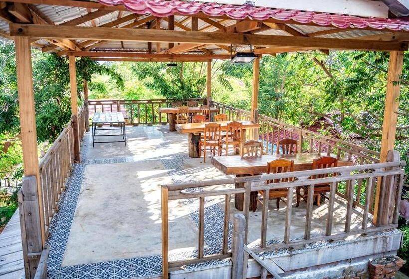 مبيت وإفطار Bat Rice Resort