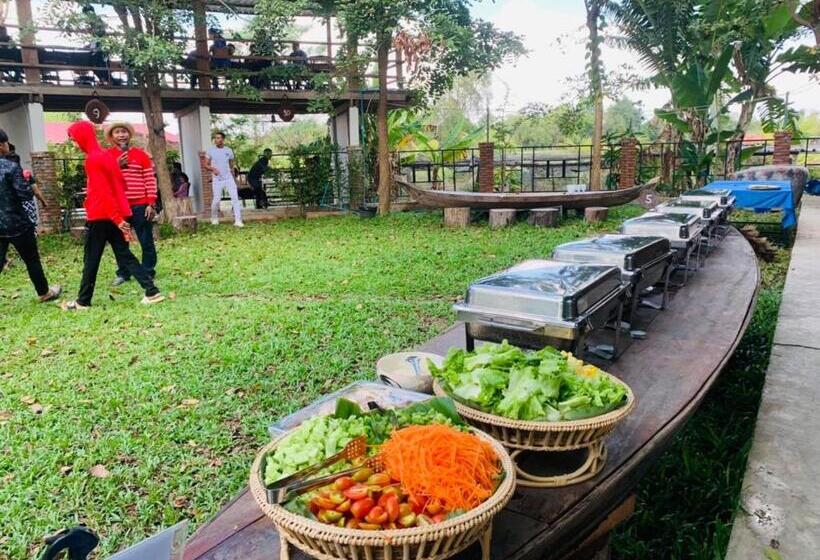 مبيت وإفطار Bat Rice Resort