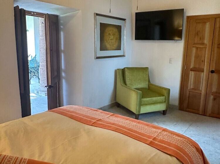 مبيت وإفطار Casona El Calvario