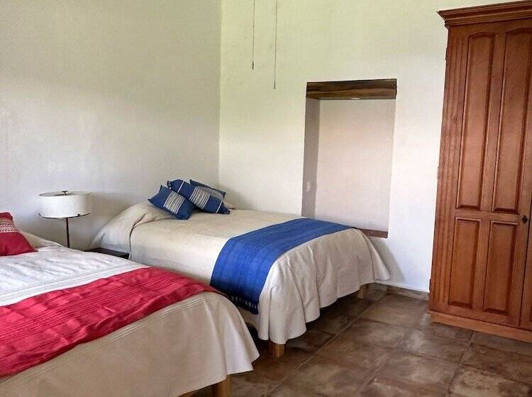 مبيت وإفطار Casona El Calvario