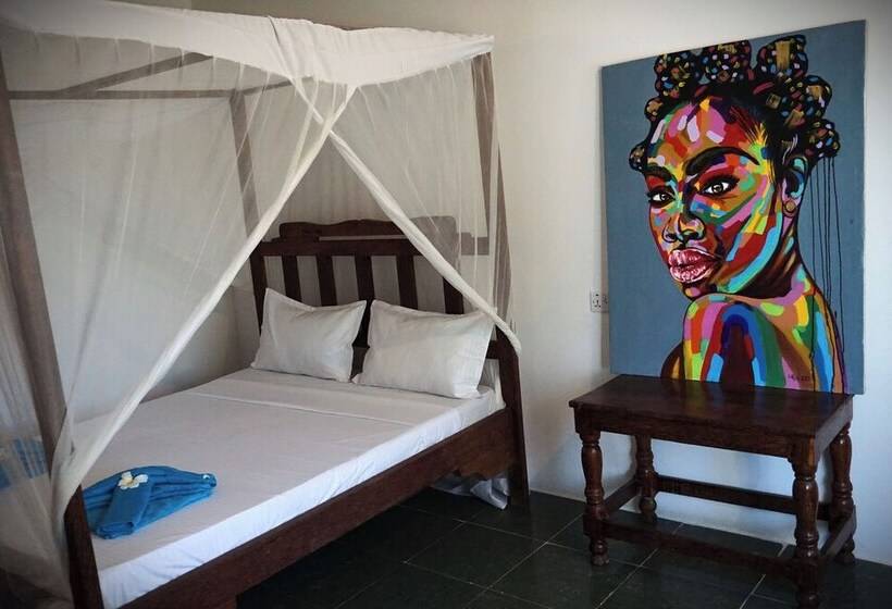 Bed and Breakfast Cocolala Beach House