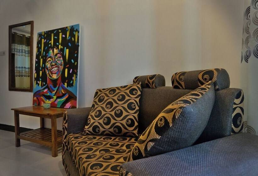 Bed and Breakfast Cocolala Beach House